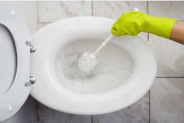 Καθαρίστε το μπάνιο με οικολογικά προϊόντα