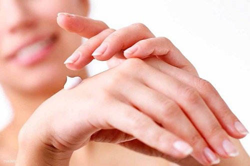 Γιατί έχουμε κρύα χέρια και πόδια χειμώνα-καλοκαίρι;