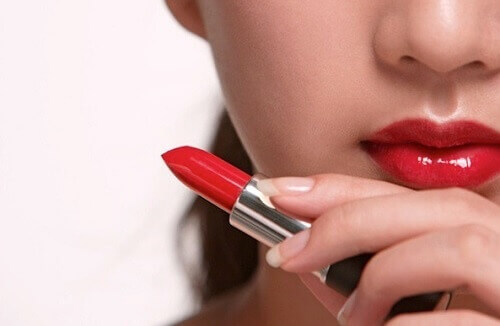 Τα επιβλαβή προϊόντα ομορφιάς που δεν πρέπει να χρησιμοποιείτε