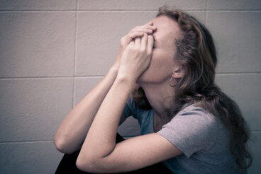 7 αόρατες επιπτώσεις της ψυχολογικής βίας. Μάθετε ποιες είναι