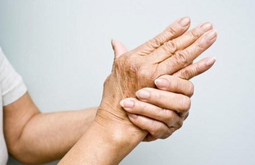 6 έλαια για την αντιμετώπιση της αρθρίτιδας