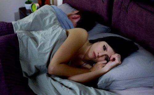 Γιατί οι άνθρωποι δε σταματούν τις σχέσεις όταν δεν λειτουργούν πλέον;