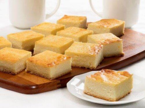 Πώς να φτιάξετε cheesecake με cottage cheese χωρίς φούρνο