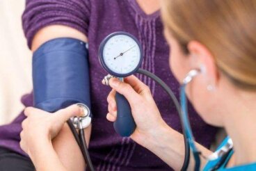 Πέντε βότανα για εγχύματα για την αντιμετώπιση της υπέρτασης