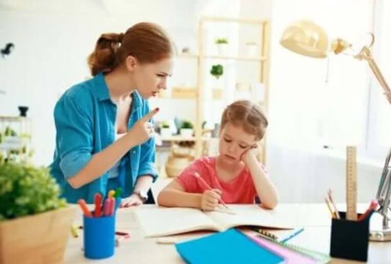 Όρια στα παιδιά: Μια πράξη αγάπης από τους γονείς
