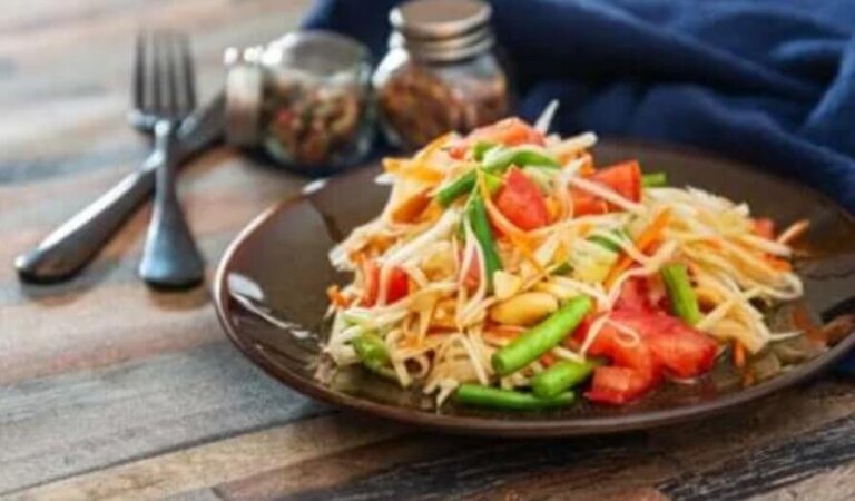 Σαλάτα από παπάγια: Μια γρήγορη και νόστιμη συνταγή