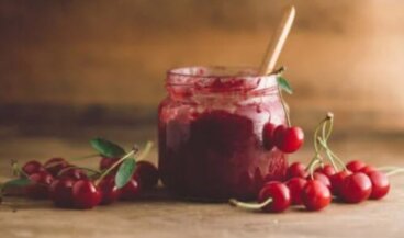 Σπιτική εύκολη συνταγή για μαρμελάδα κεράσι