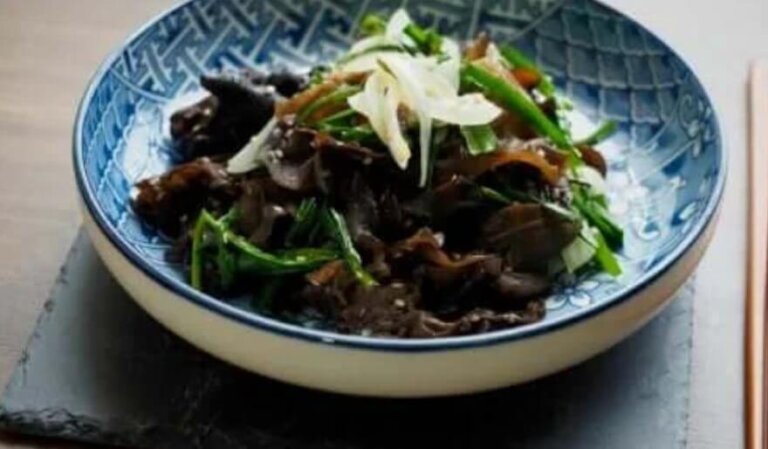 Μαύρο μανιτάρι: Ιδιότητες και εφαρμογές στην κουζίνα