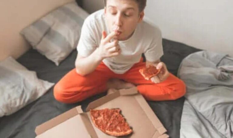 4 συμβουλές για να ξεπεράσετε τη συναισθηματική διατροφή