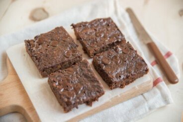 Συνταγή για brownie γλυκοπατάτας και χωρίς γλουτένη