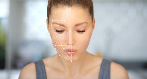 Πώς να αναγνωρίσετε ένα ενυδατωμένο και υγιές δέρμα