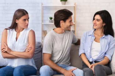 Ζήλια μετά την απιστία: Πώς να τη διαχειριστείτε