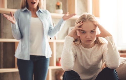 Τι πρέπει να κάνετε αν το παιδί σας διαφωνεί μαζί σας