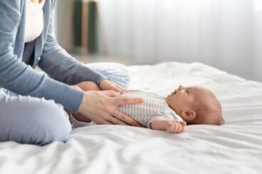 Τι είναι η βρεφική δυσκοιλιότητα και τι κάνετε;