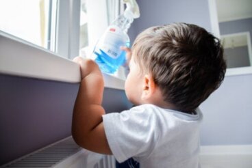 Δηλητηρίαση από χλωρίνη: Ποια είναι τα συμπτώματά της