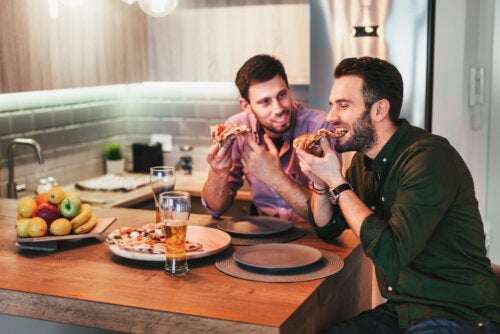 Πώς να επιλέξετε έναν καλό συγκάτοικο