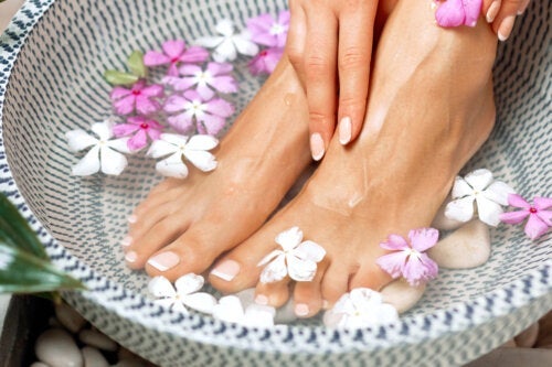 Foot spa: Πώς να το κάνετε εύκολα στο σπίτι