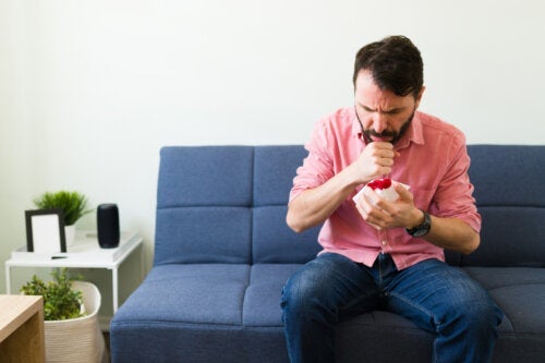 Αιμόπτυση: Πότε πρέπει να ζητήσετε βοήθεια