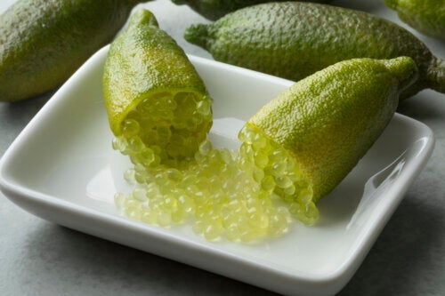 Finger lime ή χαβιάρι από λάιμ: Οφέλη και χρήσεις