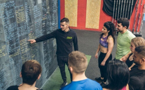 Η ρουτίνα EMOM στο Crossfit: Τι είναι και πώς μπορείτε να την κάνετε;