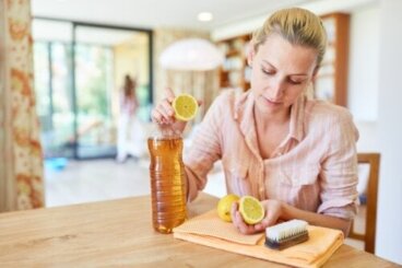 Κόλπα καθαρισμού από το TikTok: Ας τα δοκιμάσουμε