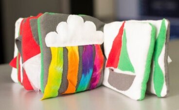 Οδηγός για να φτιάξετε ένα αισθητηριακό βιβλίο στο σπίτι