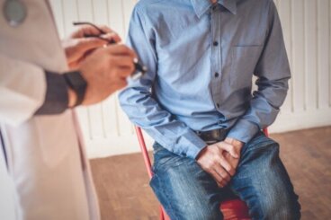 Μάζες ή εξογκώματα στο όσχεο: Αιτίες, συμπτώματα και θεραπείες