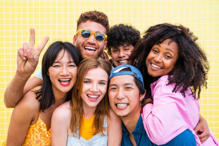 Γιατί οι millennials φαίνονται νεότεροι απ' ό,τι είναι;