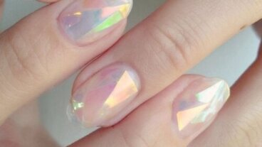 Τι είναι τα glass nails ή αλλιώς γυάλινα νύχια;